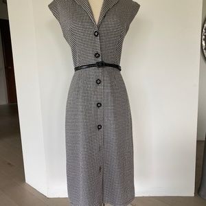 BCBG houndstooth button front pencil dress 4